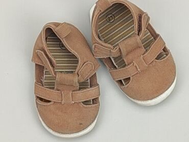 kapcie dziecięce 26: Sandals 21, Used