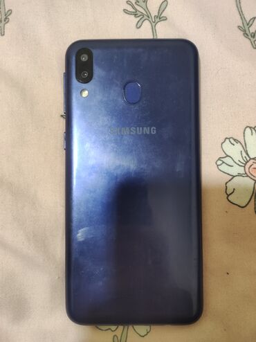 Samsung: Samsung Galaxy M20, Б/у, 32 ГБ, цвет - Голубой