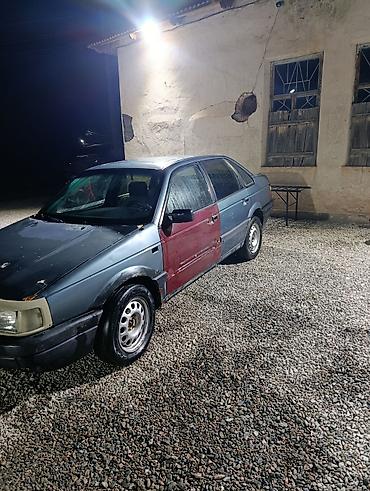 Унаа сатуу: Volkswagen Passat: 1990 г., Седан — 1
