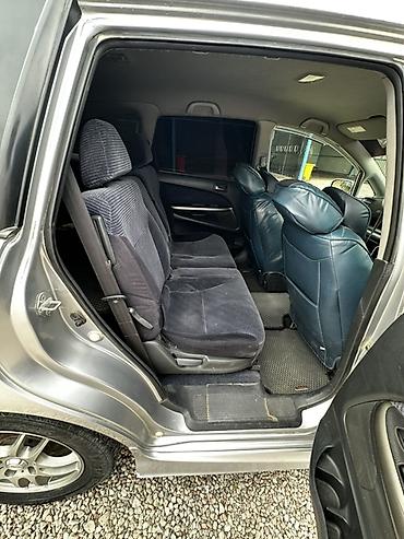 стерео колонки: Honda Stream: 2001 г., 2 л, Автомат, Бензин, Минивэн — 7