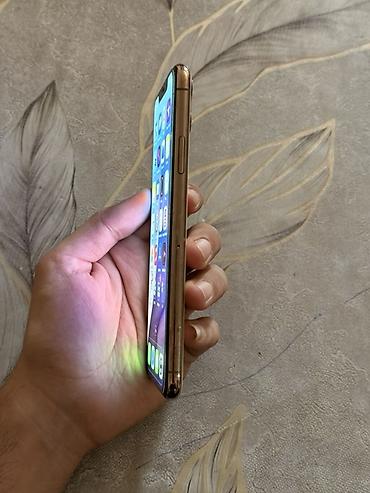 iphone x 2 ci el: IPhone 11 Pro Max, 512 GB, Qızılı, Face ID — 4