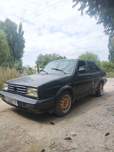 Унаа сатуу: Volkswagen Jetta: 1990 г., 1.8 л, Кол менен иштөөчү, Бензин, Седан — 1