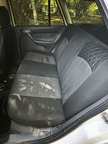 Volkswagen: Volkswagen Golf: 1.8 l | 2005 il Universal — 8