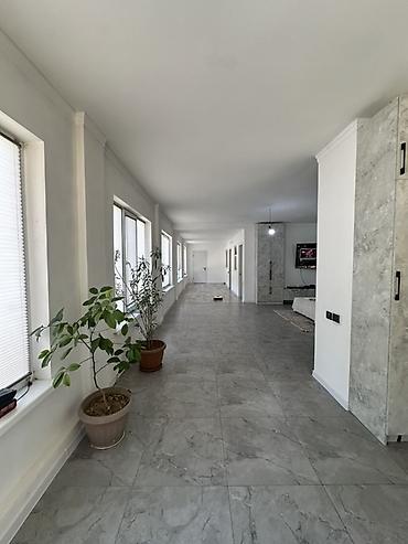 the level: 📍 В центре Сокулука продаётся дом на участке 6 соток. 🏡Дом состоит — 9