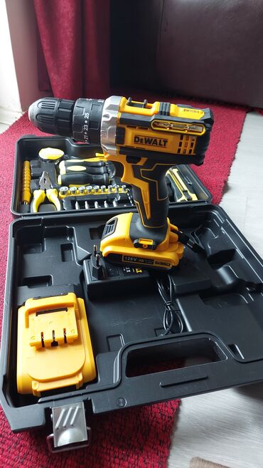 hilti 12v set: Aku srafilica set novo