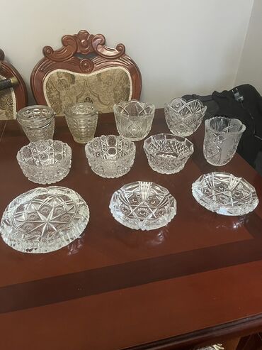 ağ tut bəhməzi: Хрустальные конфетницы салатницы, пепельницы все в отличном