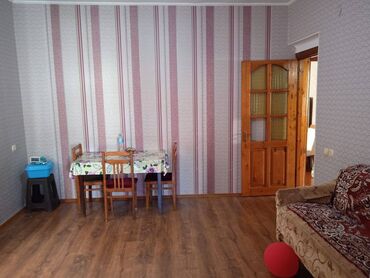 Həyət evləri və villaların satışı: 4 otaqlı, 150 kv. m, Orta təmir — 12