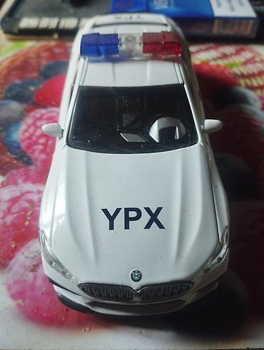oyun diskleri: YPX (Yol Patrul Xidməti) polis maşını modeli - Korpus: ağ rəngli — 1