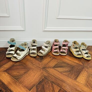 ортопедическая детская обувь: Ортопедические сандалии, размеры от 27-30
По 200 сом