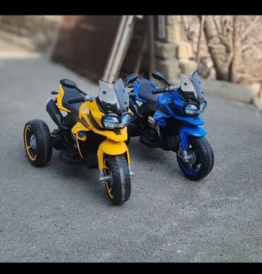 akkumulyatorlu uşaq motosikletləri: 2 ədəd uşaq üçün motosiklet biri 220 AZN 1-2 dəfə sürülüb tokla