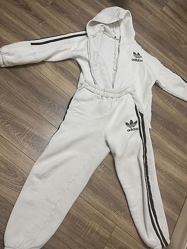 Kişi geyimləri: Adidas üçzolaqlı idman dəsti - Rəng: ağ, qara zolaqlar - Tərkib — 5