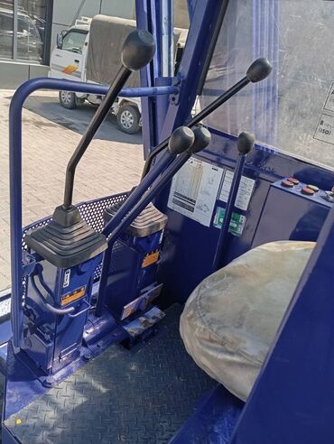 Экскаваторы: Экскаватор, Komatsu, Гусеничный — 3