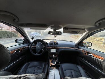 Mercedes-Benz: Mercedes-Benz E-Class: 2006 г., 3.2 л, Автомат, Бензин, Седан — 15