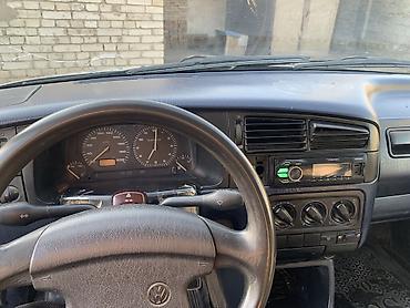 жак бу: Volkswagen Golf: 1992 г., 1.8 л, Кол менен иштөөчү, Бензин, Хетчбек — 5