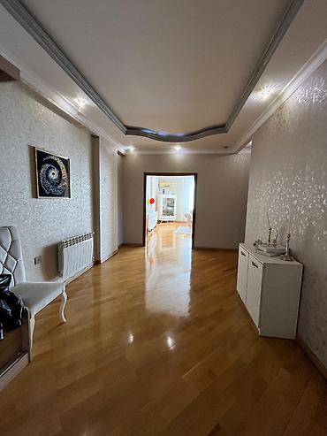 Daşınmaz əmlak: 3 otaqlı, Yeni tikili, 132 kv. m — 4