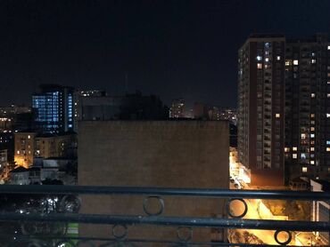 Uzunmüddətli kirayə mənzillər: 28 may metrosunun yaxınlığında 2-ci çixişinda 16 mertebeli binanın — 2