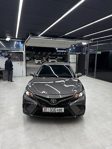nissan maxsima: Toyota Camry: 2018 г., 2.5 л, Автомат, Бензин, Седан — 2
