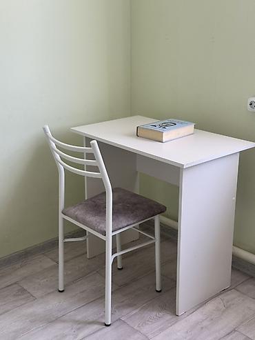 study table: Компактный письменный стол с стулом - Стол прямоугольный, белый — 2