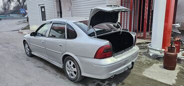 хода свик: Opel Vectra: 2001 г., 1.8 л, Автомат, Бензин, Седан