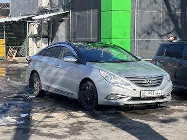 Hyundai: Hyundai Sonata: 2010 г., 2 л, Автомат, Газ, Седан