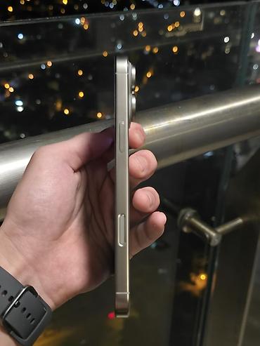 iphone 10plus: IPhone 16 Pro Max, Б/у, 256 ГБ, Natural Titanium, Зарядное устройство, Кабель, Чехол, 90 % — 4