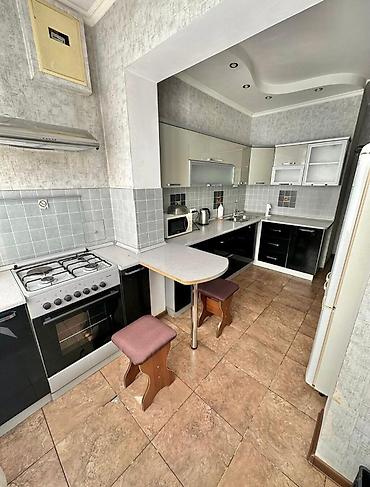 Продажа квартир: 3 комнаты, 81 м² — 8