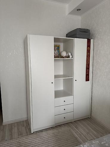 study table: Детская гарнитура, Б/у, Для девочки, Для мальчика, цвет - Белый — 2