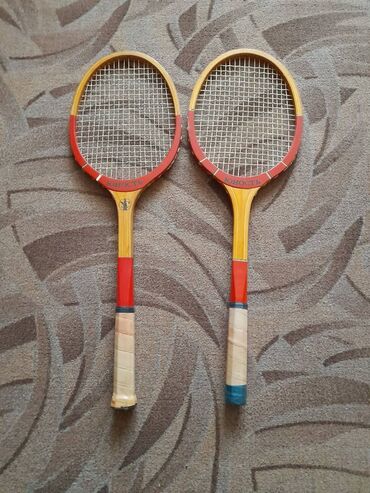 ракетка для большого тенниса: Продаю 2 ракетки для игры в большой теннис - 800 сом (за 2 ракетки)