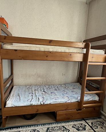 детские двухъярусные кровати фото цена: Двухъярусная детская кровать, Б/у, Натуральное дерево, цвет - Коричневый — 1