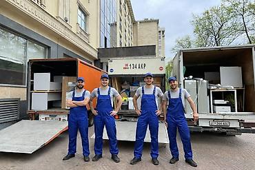 📦 Грузоперевозки в Бишкеке 24/7 Ищете надежные грузоперевозки в