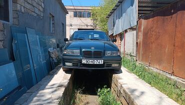 Tulumlar: BMW 3 series: 1.8 l | 1996 il Sedan