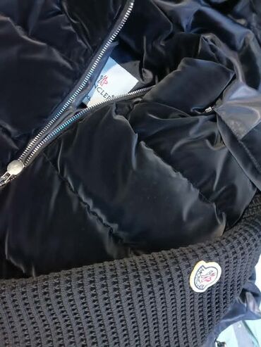 Zimske jakne: NOVI MODELI
s.m.l.xl.xxl
11000din na lalafo.rs — 9 Zimske jakne: NOVI MODELI
s.m.l.xl.xxl
11000din — 9