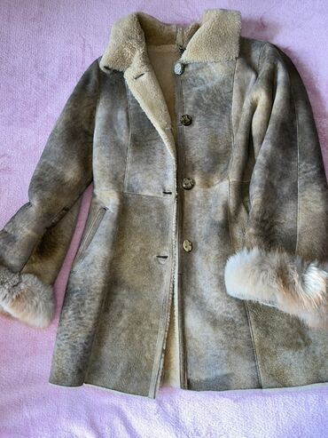 домашние женские тапочки из овчины: Qadınlar üçün təbii qoyun dərisindən (shearling) palto -yalnız 1 dəfə