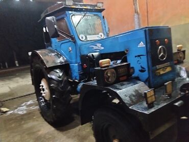 Traktorlar: Mavi rəngli ağır sinif təkərli traktor və qoşqu komplekti — 8