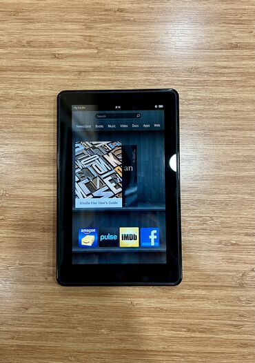 Elektron kitablar: Amazon Kindle Fire satilir Super vəziyətdə Model: D01400 Üzərində USB