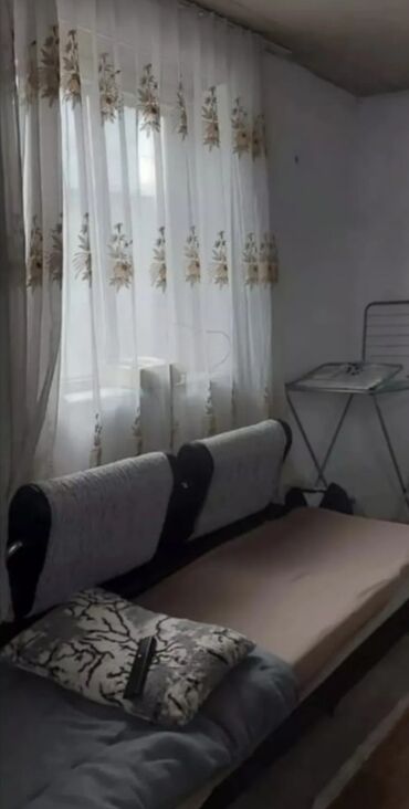 Долгосрочная аренда домов: 60 м², 2 комнаты, Утепленный, Бронированные двери, Парковка