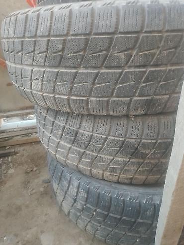 5114 r15: 17размер 215/55 б/у 3 пар цена по 2000сом за штуку зимние протектора — 1