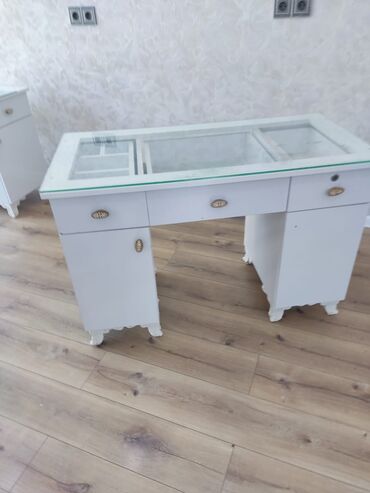 xacmaz mebel: Mankur stolu təzə kimidi 110 AZN satılır ünvan ✨ Pərvin ✅ p488