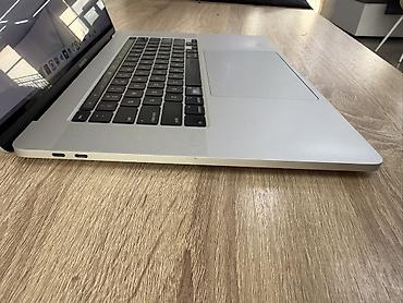 Ноутбуки Apple (MacBook): Apple MacBook Pro 16" (серебристый) - Экран 16 дюймов Retina, тонкие — 6