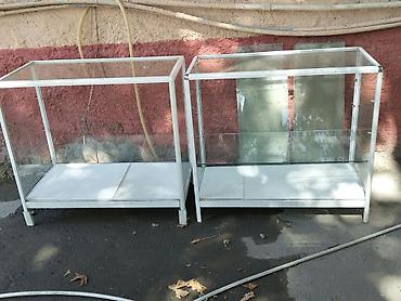 stend vitrin: Şüşə vitrin (2 ədəd) - Material: alüminium karkas, 4 tərəfi şəffaf — 3