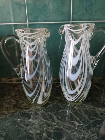 посуда пластиковая: Продаються два красивых кувшинастекло советского производства, очень