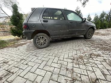 1994: Renault Clio: 1994 г., Механика, Бензин, Хэтчбэк — 4
