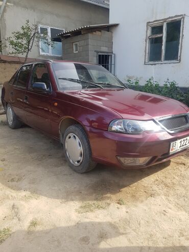 меняю недвижимость: Daewoo Nexia: 2011 г., 1.5 л, Механика, Бензин, Седан