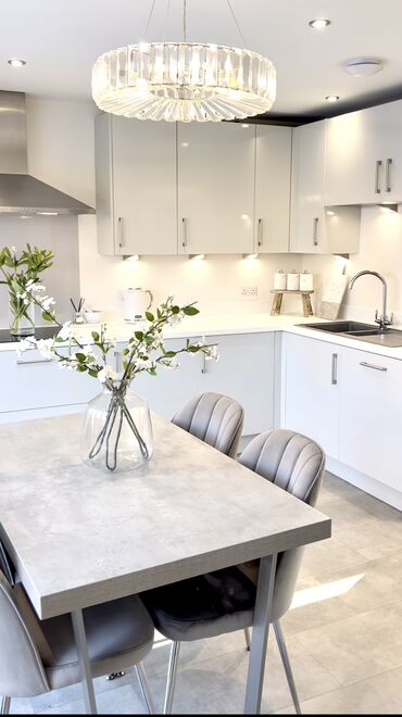 Günlük kirayə mənzillər: 3 otaqlı, Nizami r. r-nu — 5