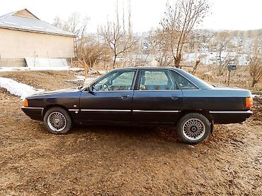 Транспорт: Audi 100: 1990 г., 2 л, Механика, Бензин, Седан — 5