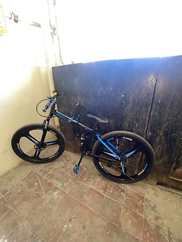 İdman velosipedləri: Velosiped – dağ/şəhər tipli,29” təkərli Xüsusiyyətlər: - Çərçivə — 3