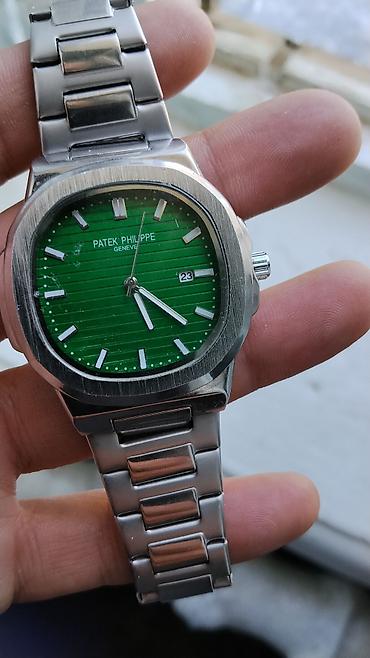 patek: Часы наручные с зелёным циферблатом в стиле Patek Philippe Nautilus — 2