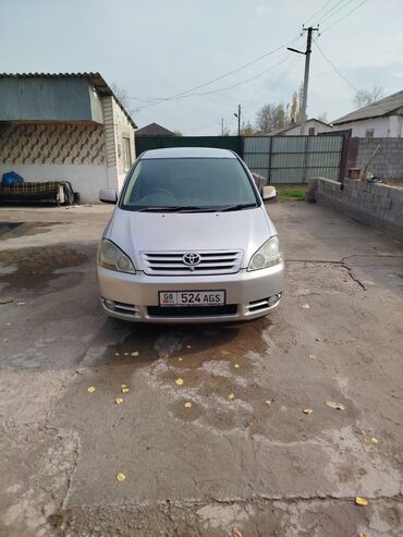 не рабочий авто: Toyota Ipsum: 2002 г., 2.4 л, Автомат, Бензин, Вэн/Минивэн