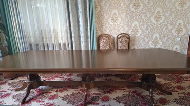 стол из карагача: Стол для гостиной, карагач. Размер 3.5м×1.2м,состояние отличное