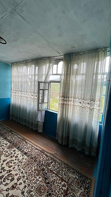 Həyət evləri və villaların satışı: 4 otaqlı, 12 kv. m, Orta təmir — 7